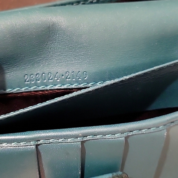 Authentic Gucci Wallet - Picture 6 of 10